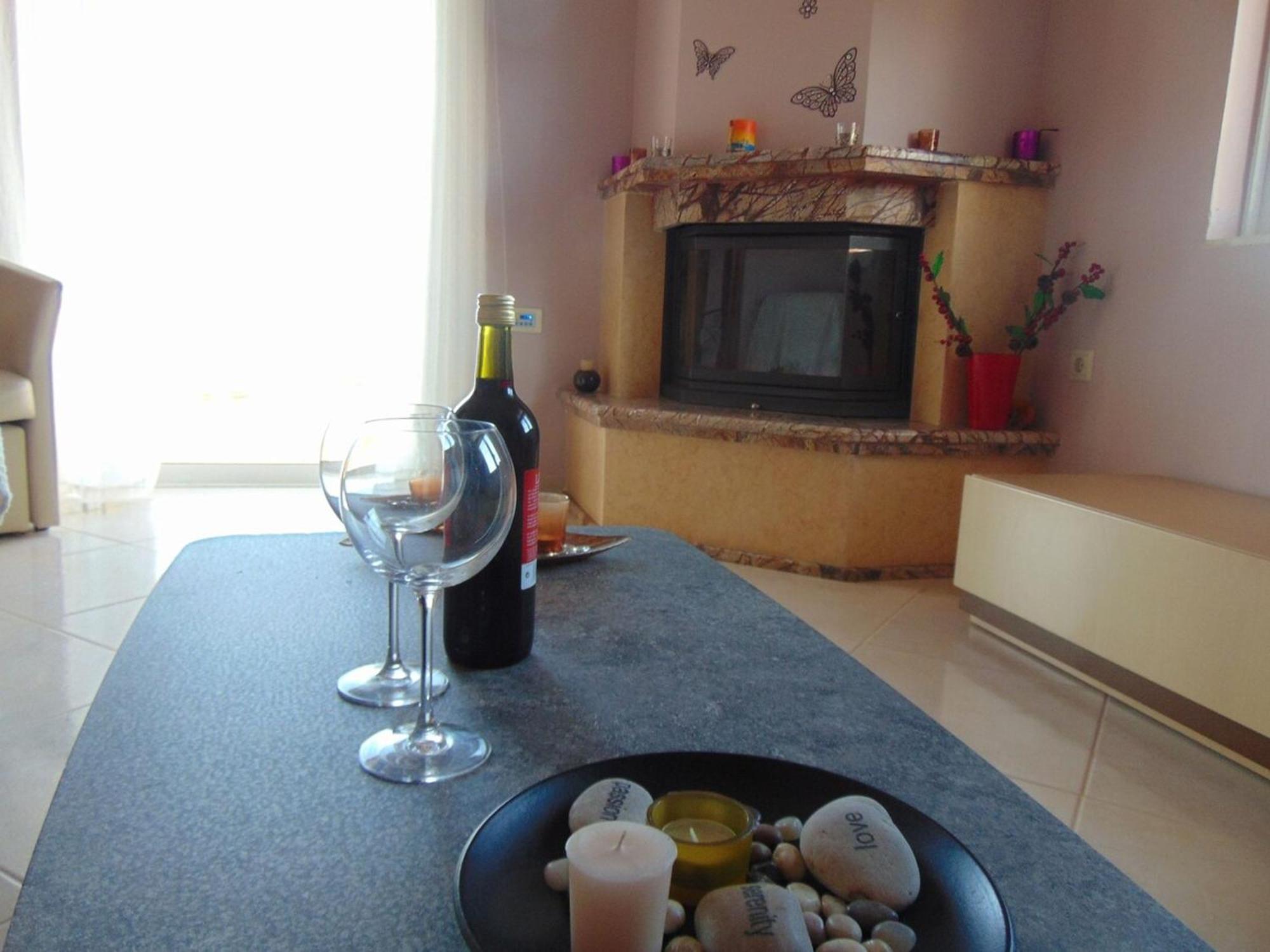 Comfy Beachfront Litinas Casa With Seaview 干尼亞 外观 照片